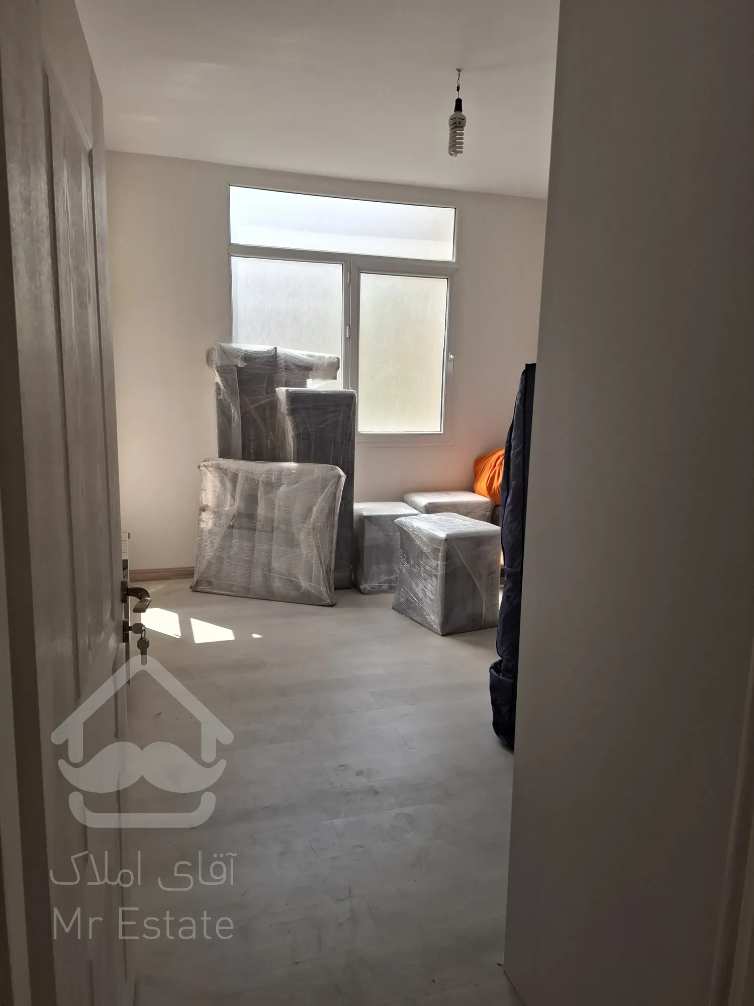 واحد ۱۱۸متری دوخوابه بازسازی شده اکازیون در دهکده المپیک