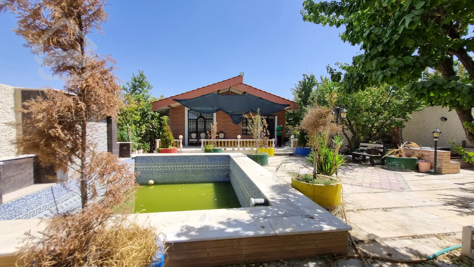 فروش باغ ویلا ۹۰۰ متری در برکان