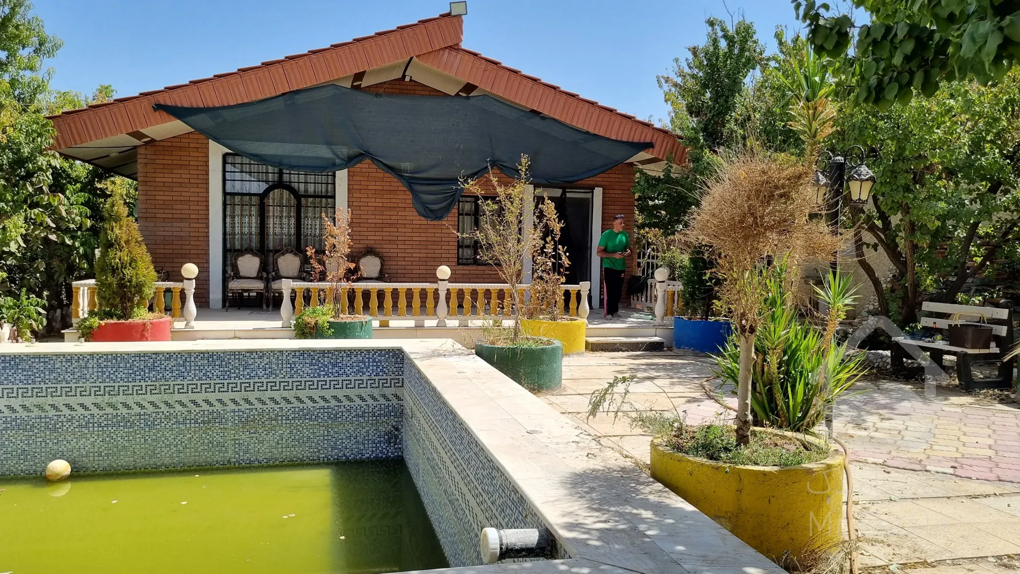 فروش باغ ویلا ۹۰۰ متری در برکان