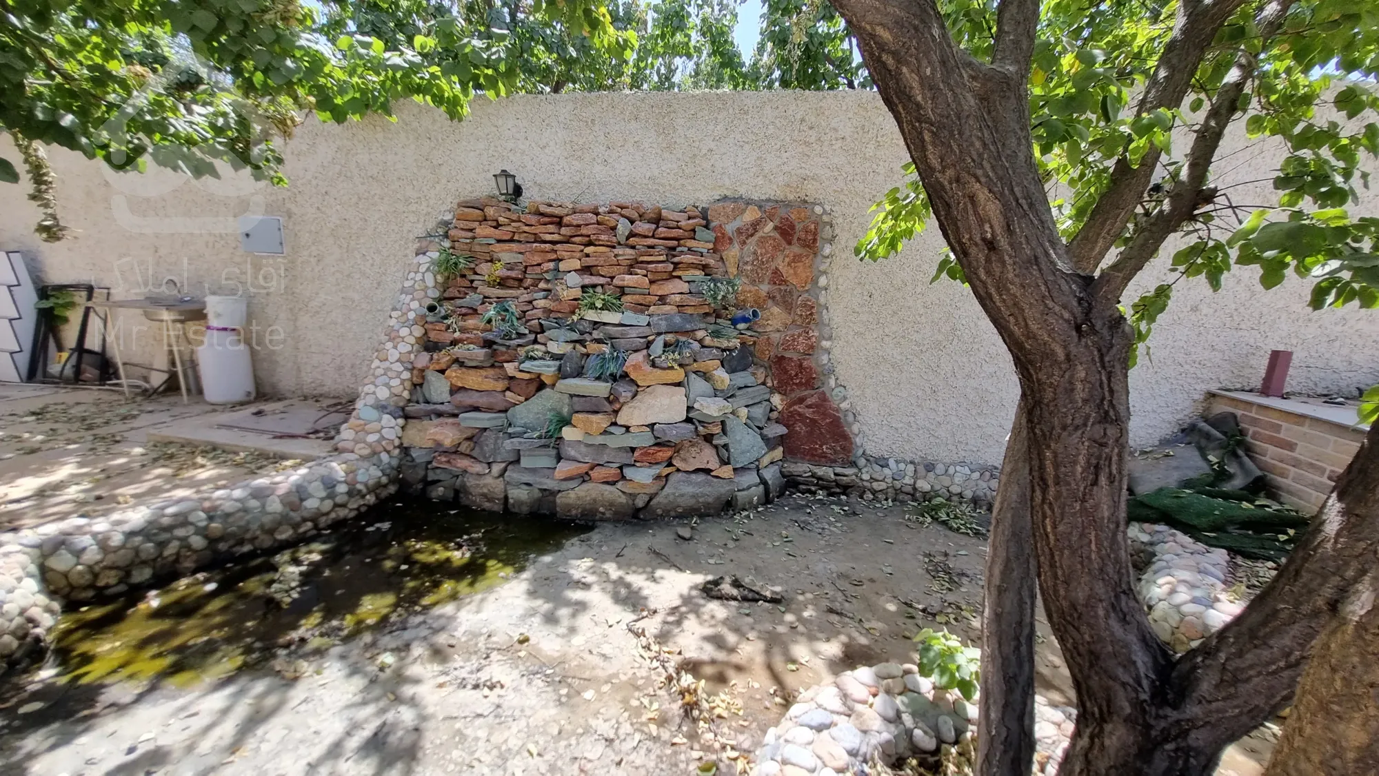 فروش باغ ویلا ۹۰۰ متری در برکان