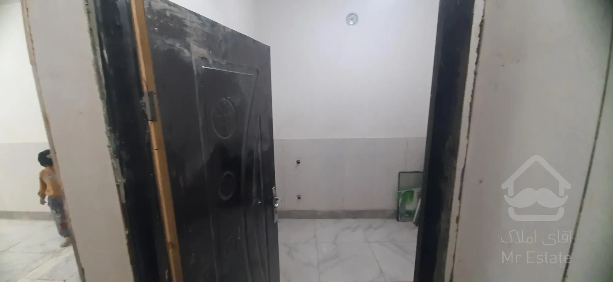 آپارتمان ۶۰ متری همکف _ زینبیه بیسیم باغ نیازی