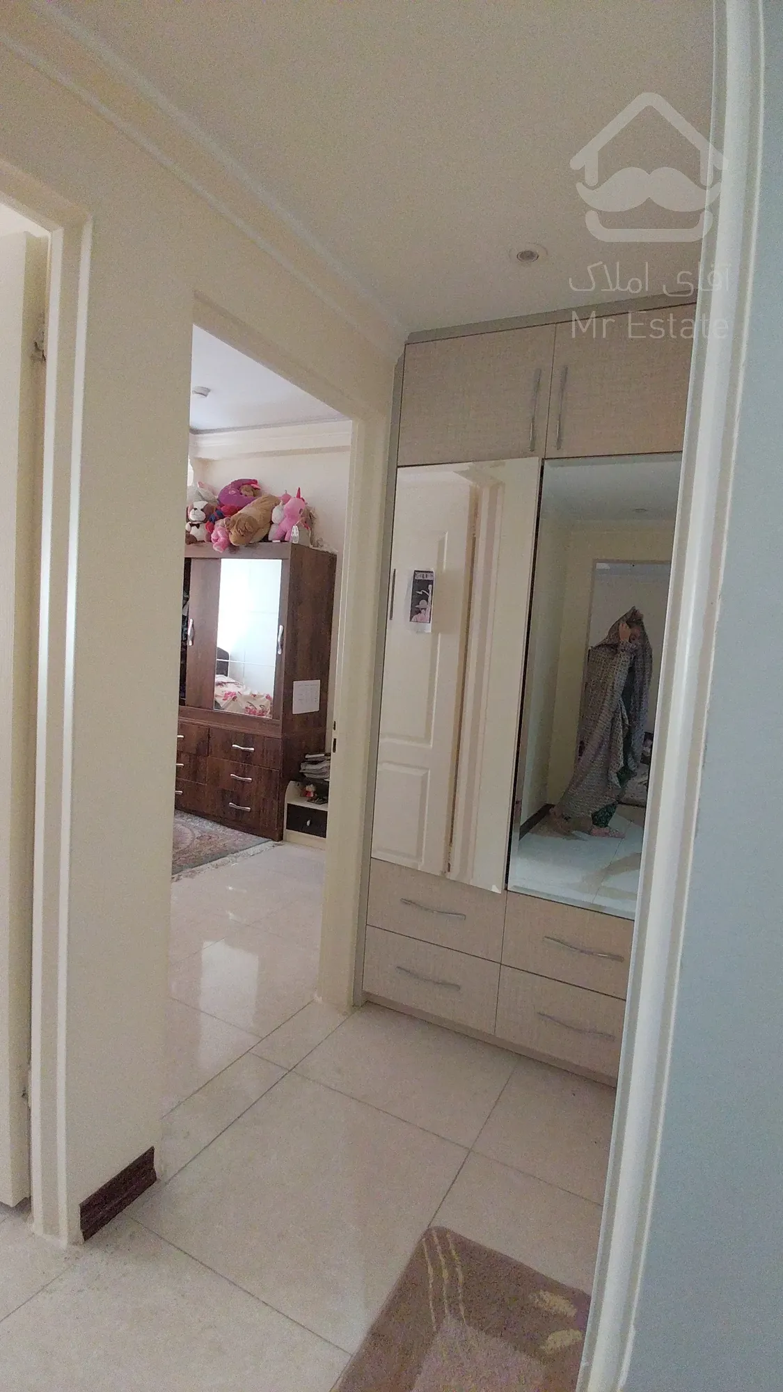 ۱۲۷متر /۳ خواب /فروش فوری/نورگیر عالی