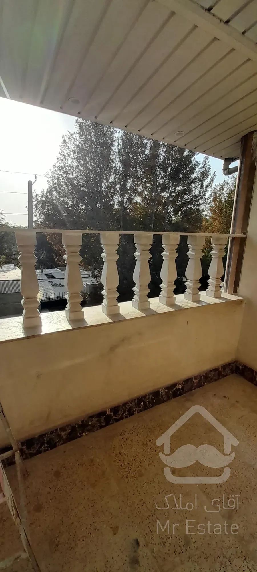 فروش آپارتمان ۳طبقه در چهاراه ملارد اسفندآباد