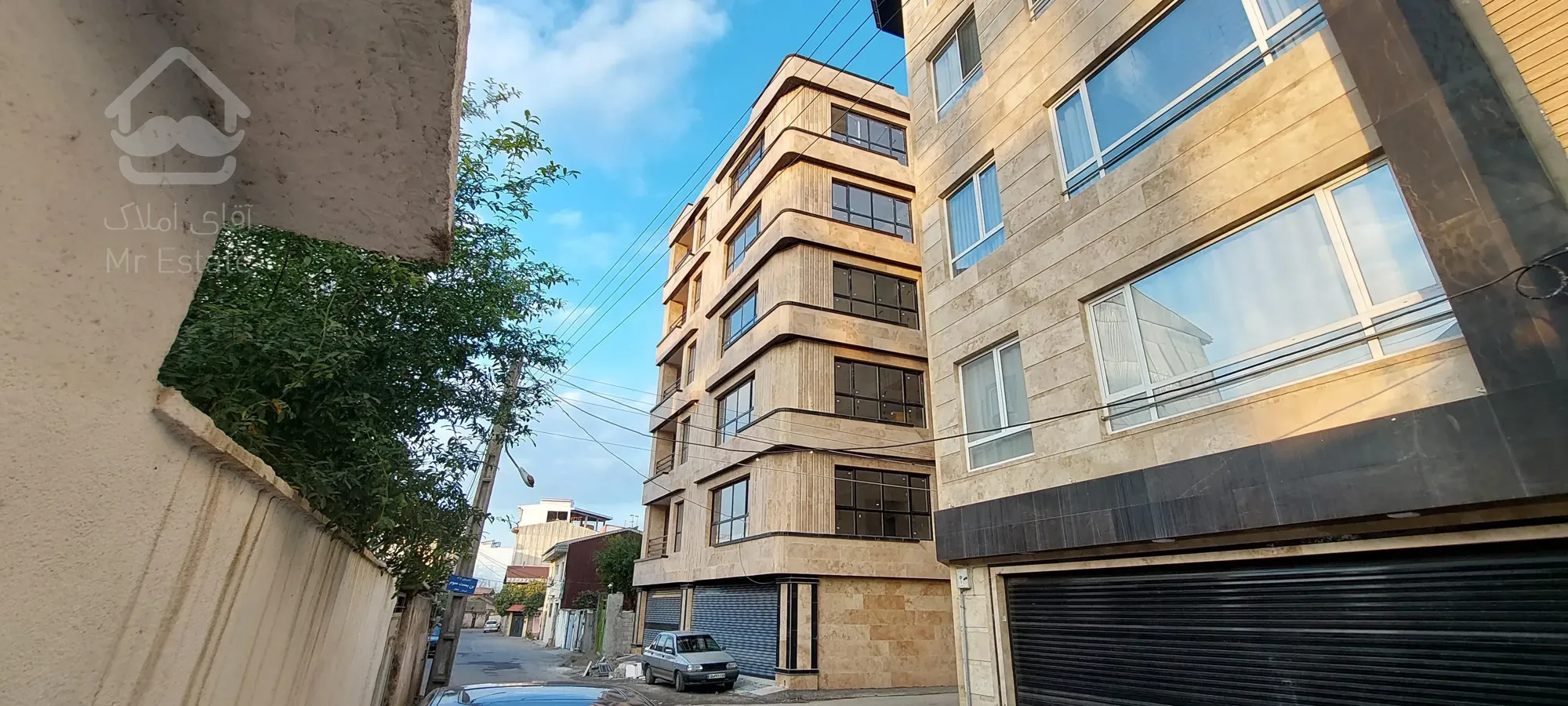 فروش آپارتمان ۱۰۰ متری لوکس در نزدیکی استخر لاهیجان