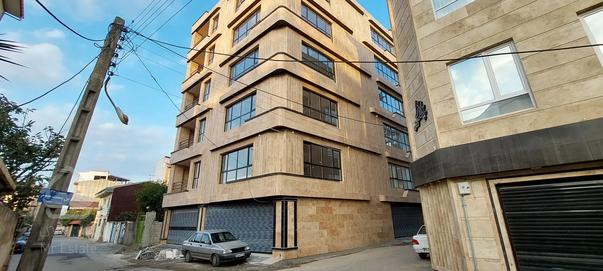 فروش آپارتمان ۱۰۰ متری لوکس در نزدیکی استخر لاهیجان