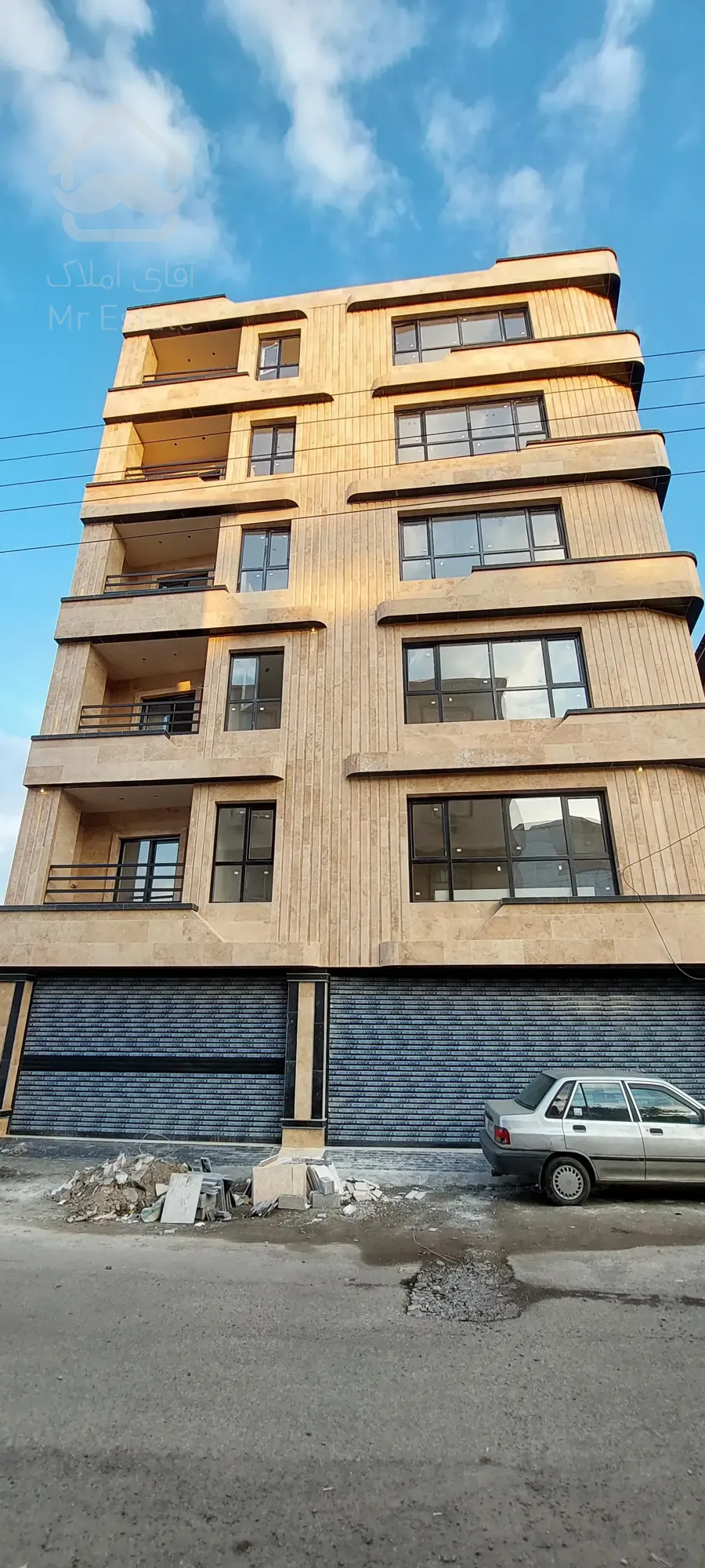 فروش آپارتمان ۱۰۰ متری لوکس در نزدیکی استخر لاهیجان