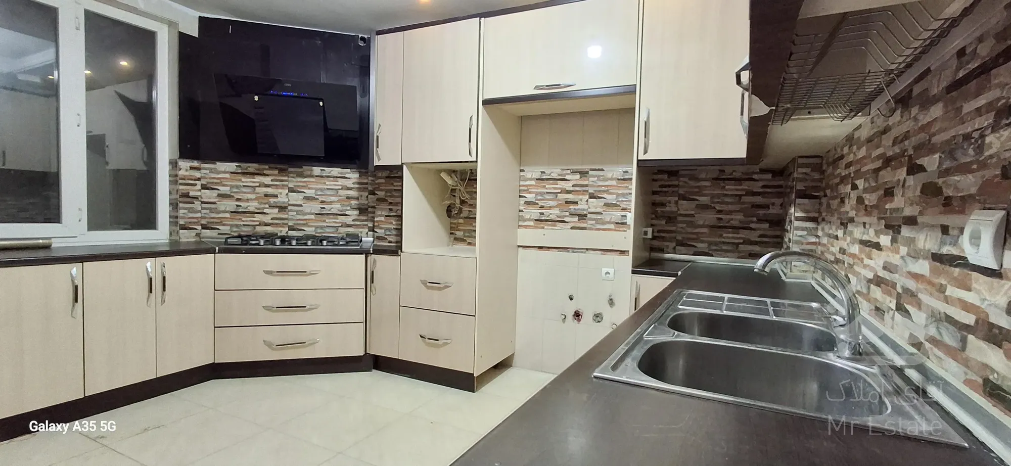 ۱۵۰متر آپارتمان ۳خوابه خوش نقشه آفتابگیر ط۲