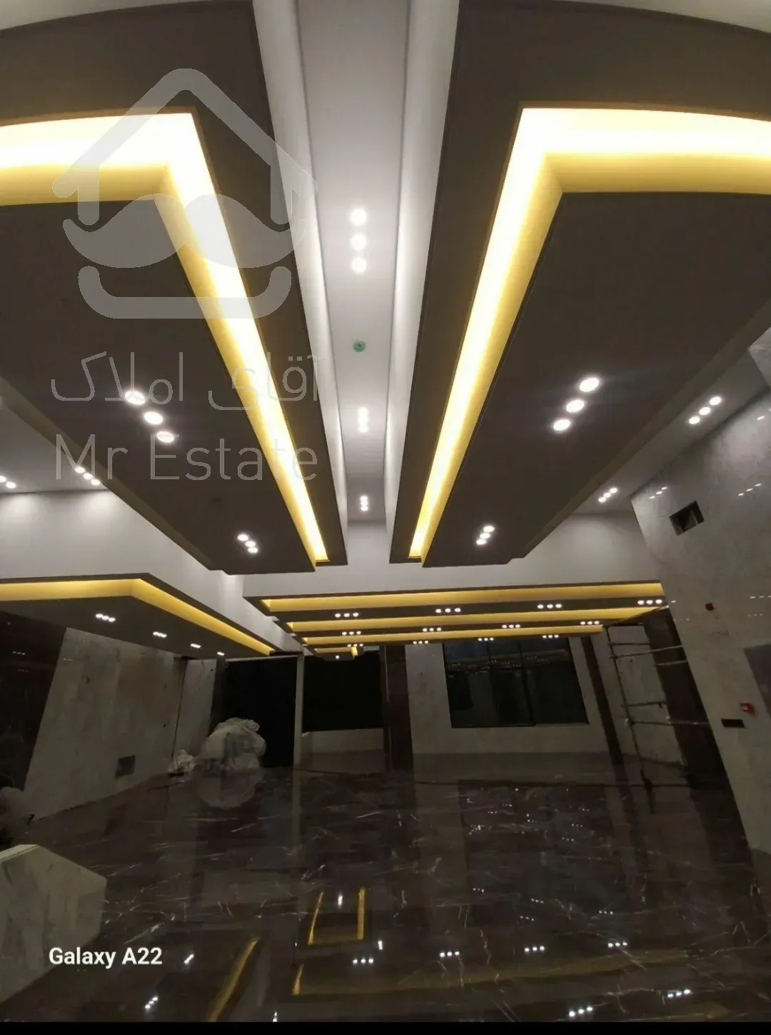 آفر ویژه فروش ۱۲۰متر آپارتمان لوکس/ چیتگر