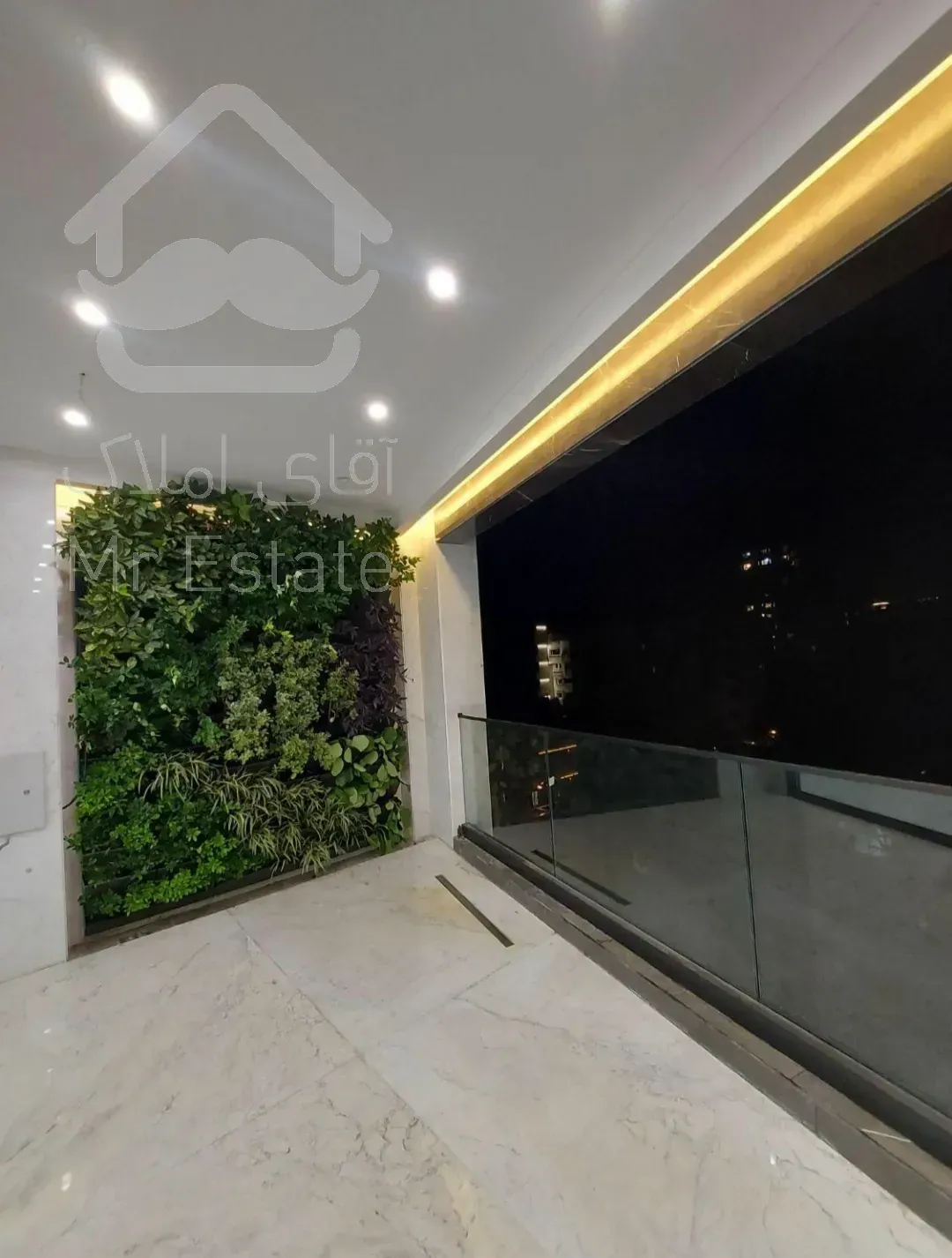 آفر ویژه فروش ۱۲۰متر آپارتمان لوکس/ چیتگر