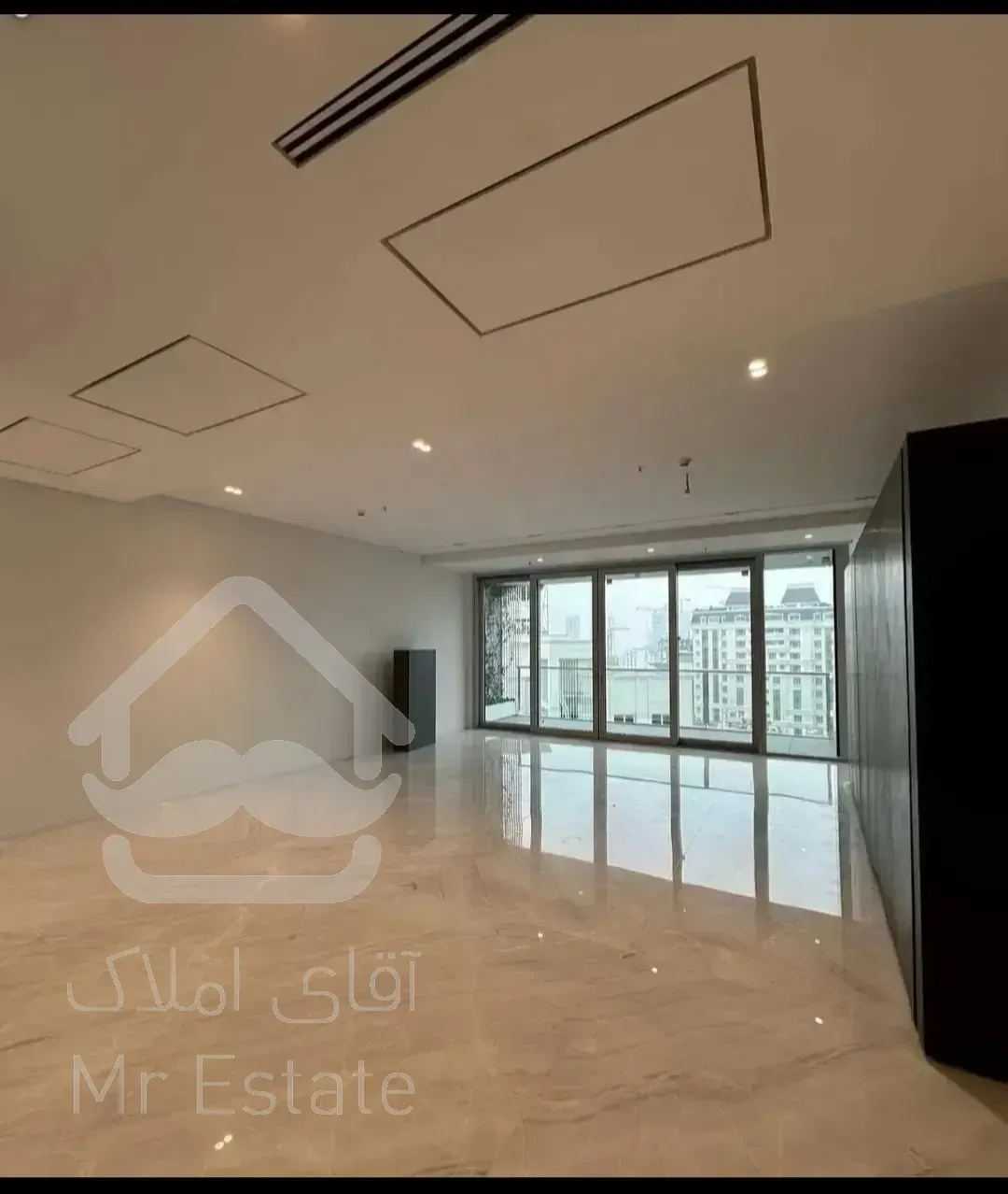 آفر ویژه فروش ۱۲۰متر آپارتمان لوکس/ چیتگر