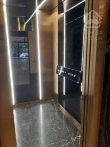 پیش فروش رونیکا مال میرزا بابایی ، ویترین مدرن کسب و کار شما