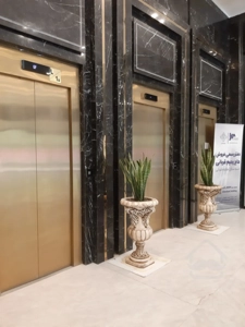 اجاره یک باب تجاری در مرکز خرید رونیکامال