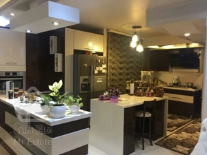 105متر دوخواب با دو پارگینک سندی