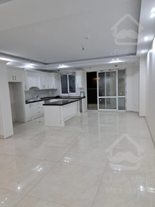 ۱۳۲ متر ** تاپ لوکیشن ** کلید نخورده