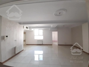 فروش ۶۵  متر  ۲ خواب  با حیاط خلوت در سی متری جی