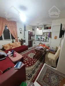 ۴۳متر طبقه۳ آسانسوردار