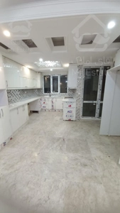 ۷۰ متر فول تراورتن در باغ فیض