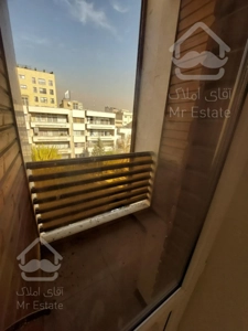 ۸۵ متر سند اداری بر اصلی ونک