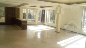 رهن و اجاره آپارتمان ۱۳۰ متری