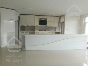 فروش آپارتمان ۱۸۰ متری / دروس