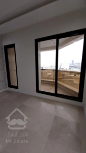 ۱۳۲ متر فرصت – واحد آخر طبقه ۴، آبشار