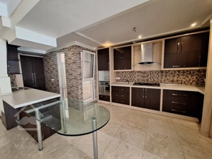 فروش 140 متری پاسداران