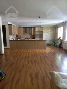 اجاره دربستی گلستان 8  مجرا ۲۰۰ در دو طبقه ا