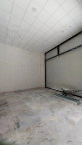 فروش از دم قسط مغازه 32 متری در حسین آباد