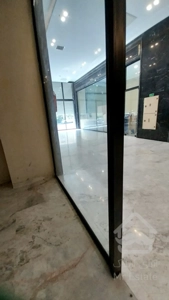 فروش شرایطی مغازه 17 متری در طبقه اول رونیکامال هروی