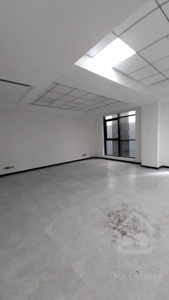 فروش واحد اداری 84 متری خوش نقشه با بهترین امکانات در اشرفی اصفهانی