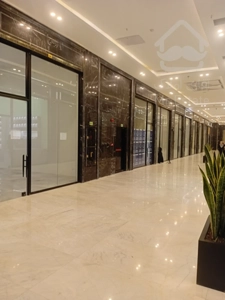 پیش فروش رونیکا مال میرزا بابایی ، بهترین متریال و امکانات