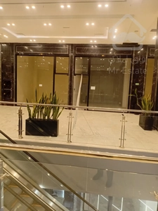 اجاره واحد تجاری 36 متری در مجتمع تجاری رونیکا مال