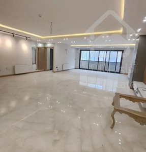 ۱۸۵متر ۳خواب  نوسازکلید نخورده   بدون مشابه