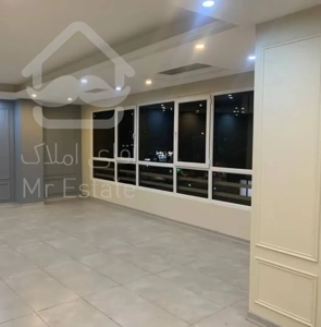 1۱۰ متر  3 خواب  تک واحدی   بمب نور و نقشه