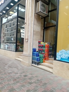 اجاره واحد تجاری ۱۷ متری در مرکز خرید رونیکامال