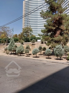 ۹۵متر سند مسکونی +۶۰مترتراس