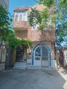 فروش یک باب منزل مسکونی
