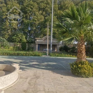 ۸۰۰متر ویلا در سه طبقه شهرک غرب