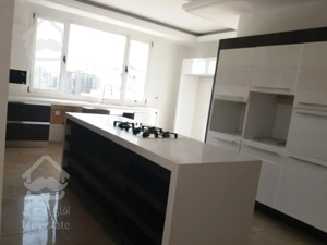 آپارتمان اجاره‌ای با 2 خواب فرمانیه شگفت‌ انگیز و جذاب