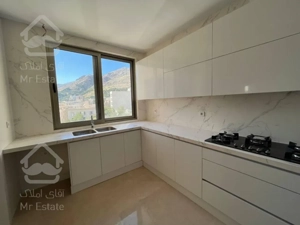 آپارتمان 4 خواب برای اجاره با قیمت استثنایی نیاوران