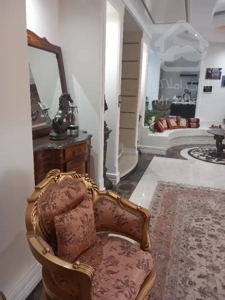 فروش 130 متر مسکونی پاسداران