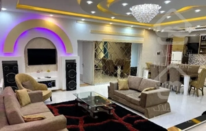 ویلااستخردارسرخرود/نزدیک ساحل و مراکزخرید/شهرکی