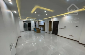 ۸۷متر۲خواب/بازسازی شده/کم واحد/فول/شقایق مرکزی