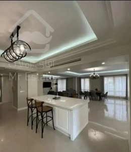 155متر / 3خواب / 3پارکینگ باکس / بن بست دنج