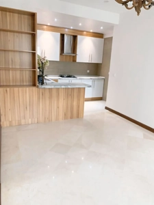 فروش اپارتمان 135 متری زعفرانیه