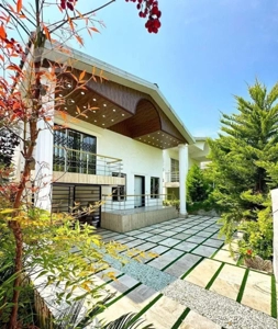 باغچه ویلا نمامدرن 230متری شهرکی دنج