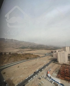 ویو کامل کوهستان/خـوش متـراژ/دنج و آرام برای سکونت