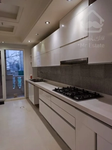 فروش اپارتمان 195 متری زعفرانیه