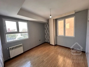 فروش واحد ۲خواب ۷۴متر پارکت المانی سده