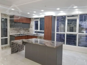 آپارتمان ۹۹ متری میرداماد